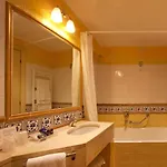 Apartamento Tranquil Lantana 1 Bedroom Sleeps 5 Per Pula